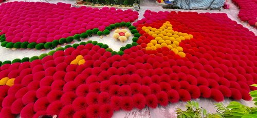 Quang Phu Cau incense village tourguidehanoi